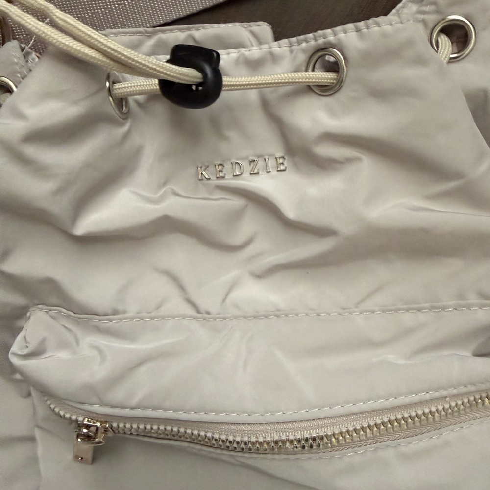 KEDZIE Aries Convertible Bucket Bag,  3-way bag with animal print lining. EUC! - Picture 2 of 6